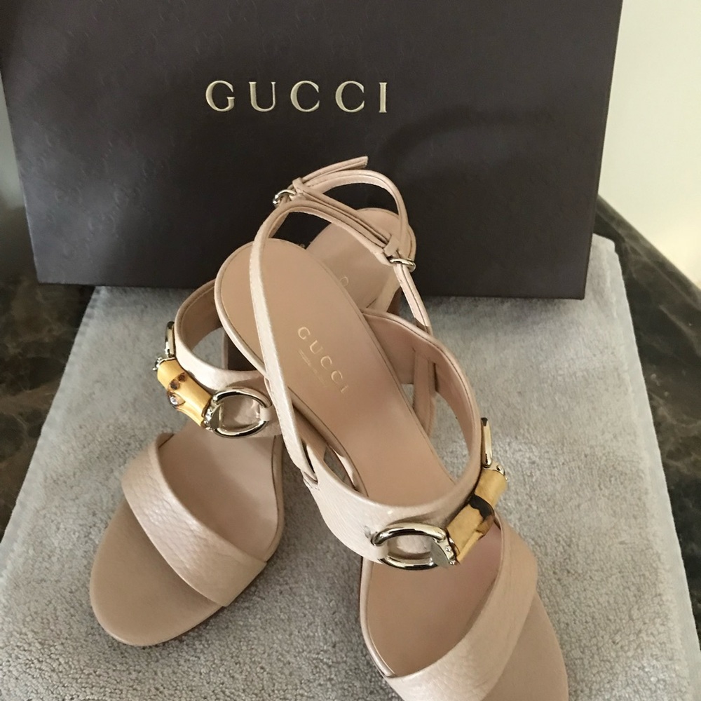 Gucci leather sandals